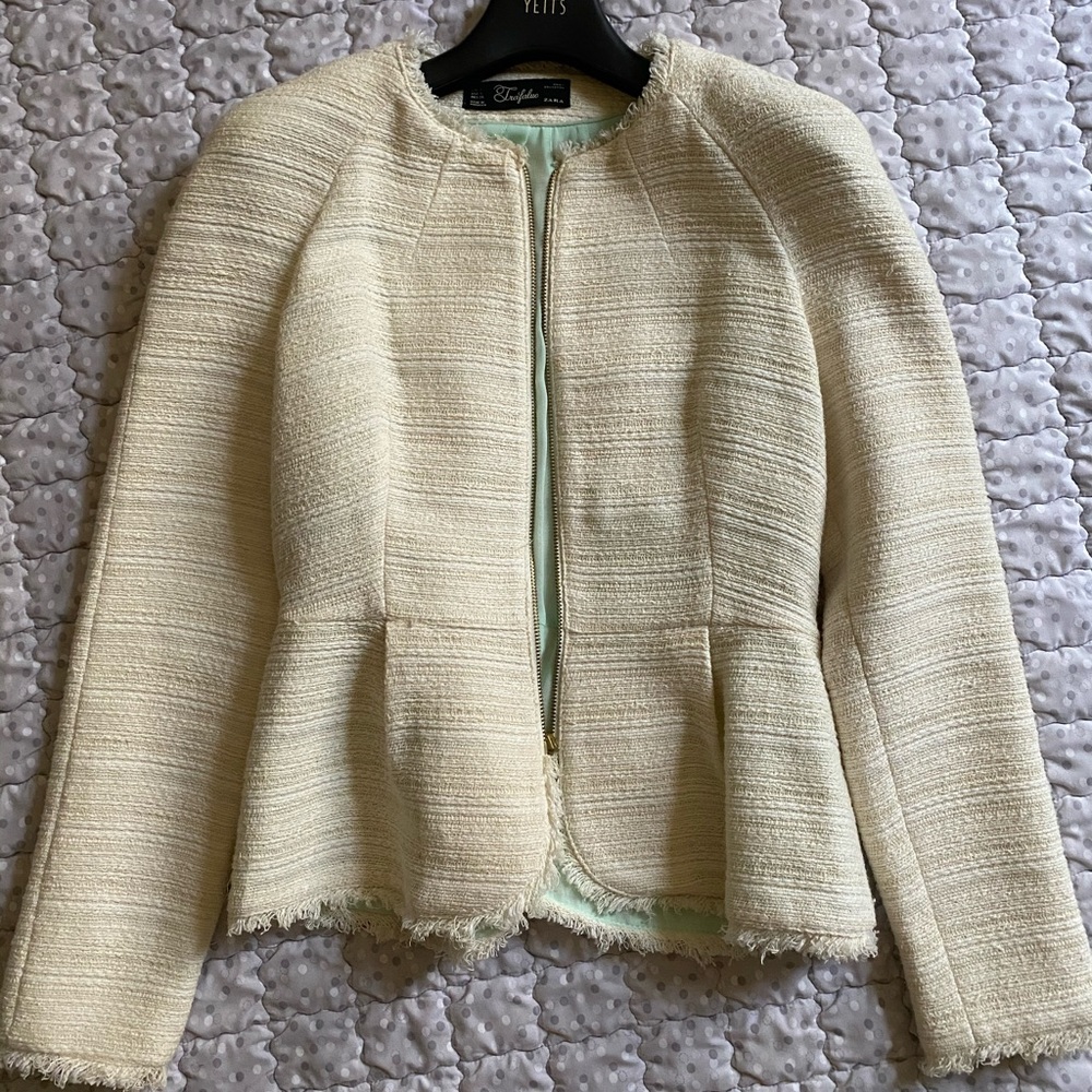 ZARA Trafaluc white blazer